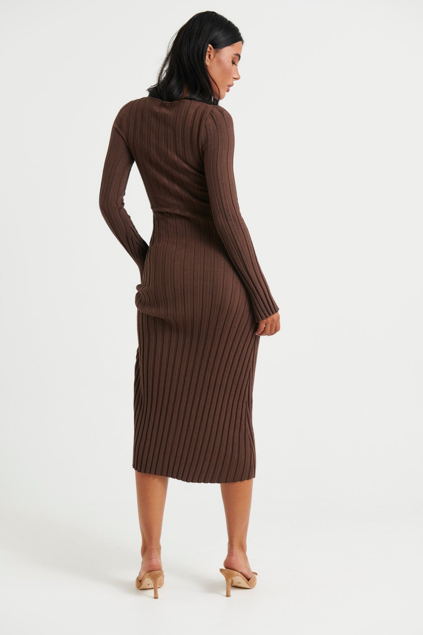 Serene Elegance Ribbed Knit Midi Dress