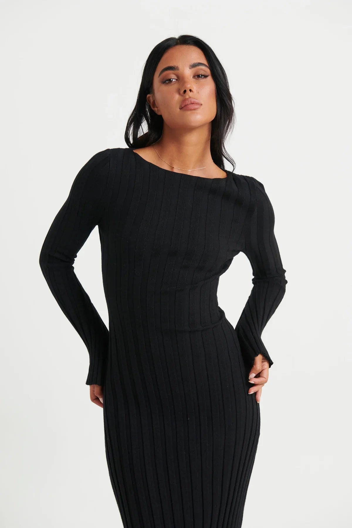 Serene Elegance Ribbed Knit Midi Dress